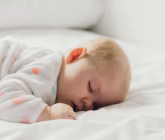 نقش خواب باکیفیت در سلامت روان و جسم